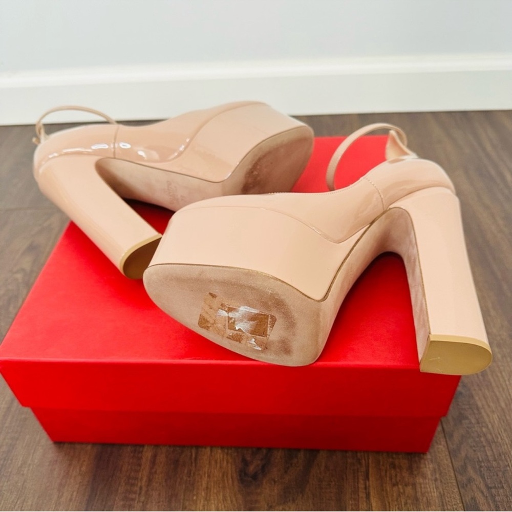 Valentino Garavani Patent Leather Platform Pumps - Picture 11 of 13